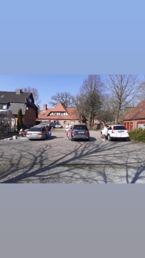 Dorfkrug Gasthof *